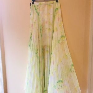 Alice + Olivia Floral Print Maxi skirt